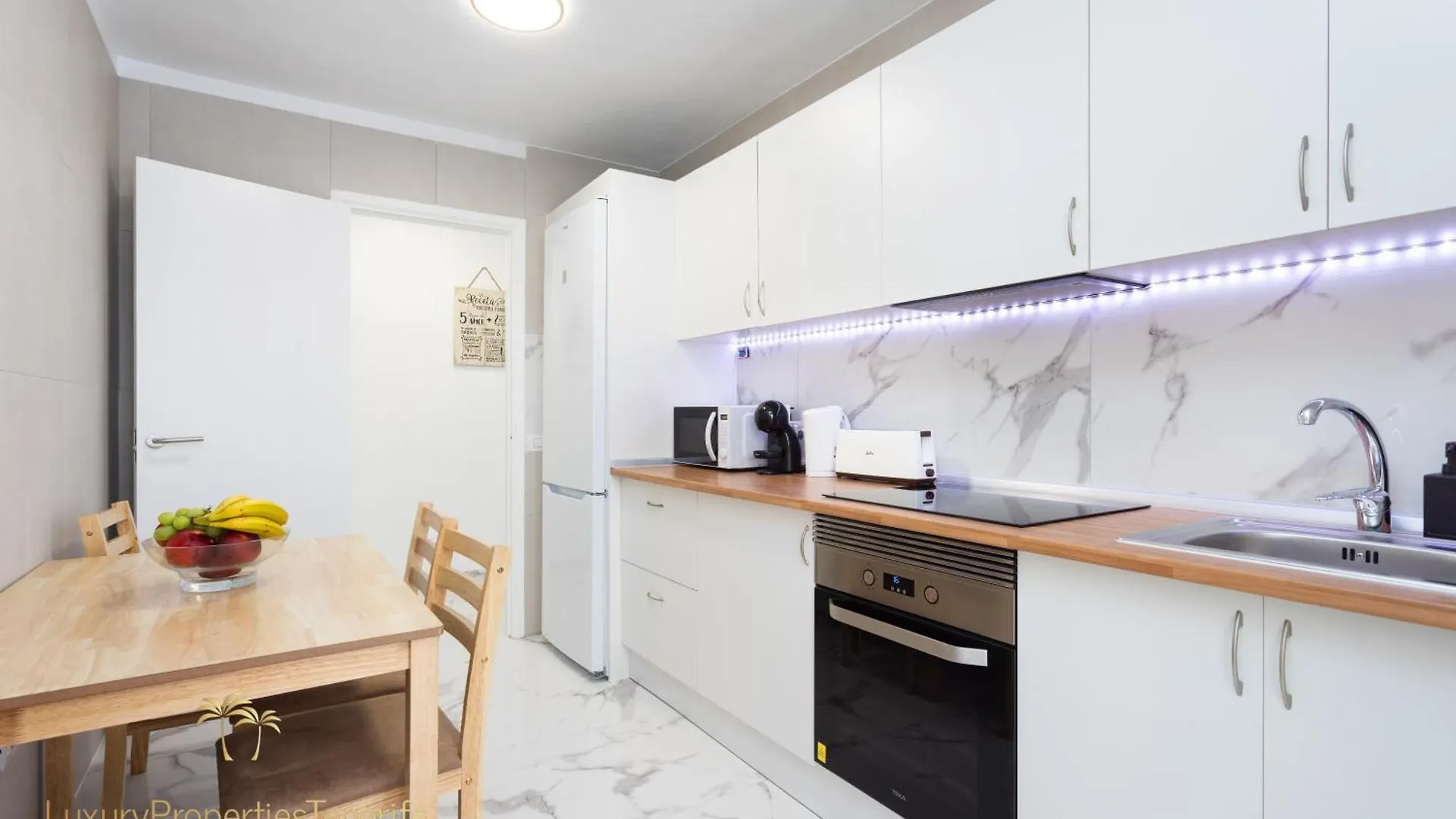 Apartamento Iris Costa Adeje  0*, Costa Adeje (Tenerife)